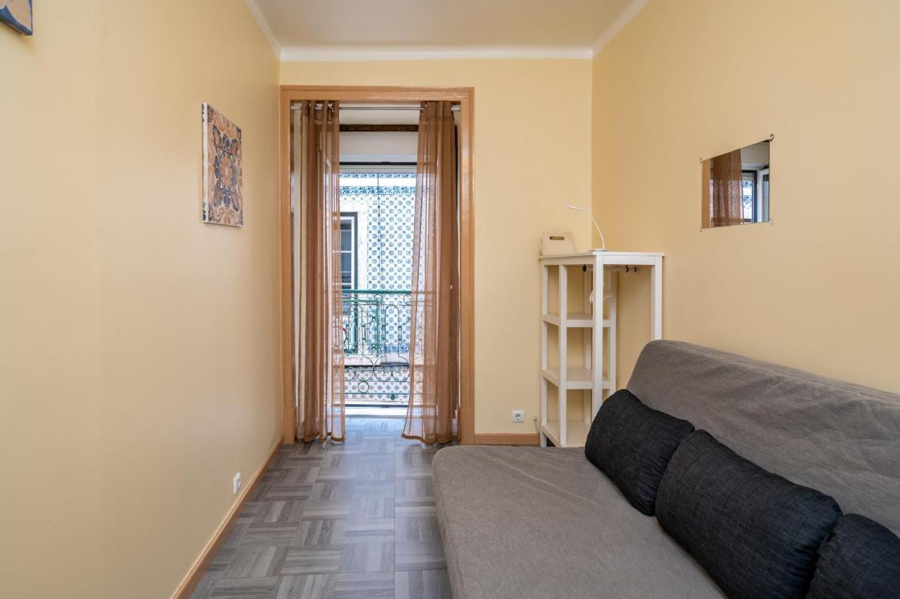 Cozy One Bedroom Apt In Historic Location - Carmo Lisboa Eksteriør bilde